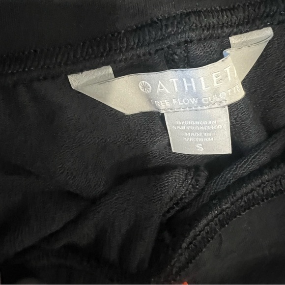 Athleta Free Flow Culotte - Picture 7 of 7